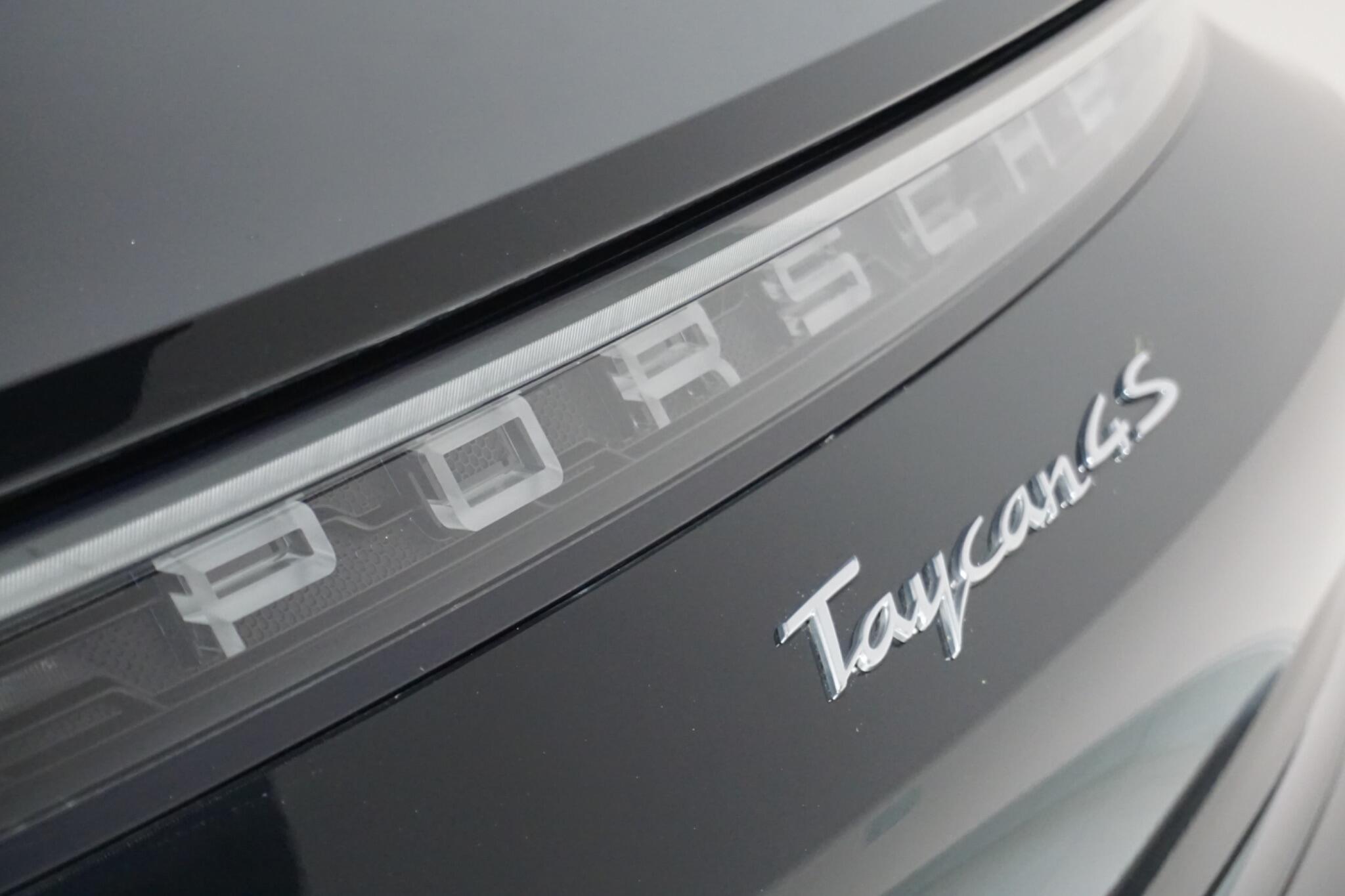 Porsche Taycan Performance 79.2kWh 4S Saloon 4dr Electric Auto 4WD (530 ps)